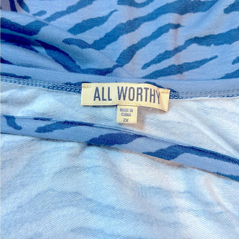 Brand new French Terry sweatshirt. - Picture 5 of 5